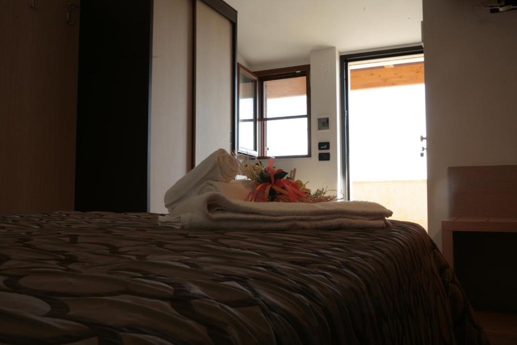 Albergo Il Giardino Foce Varano Zimmer foto