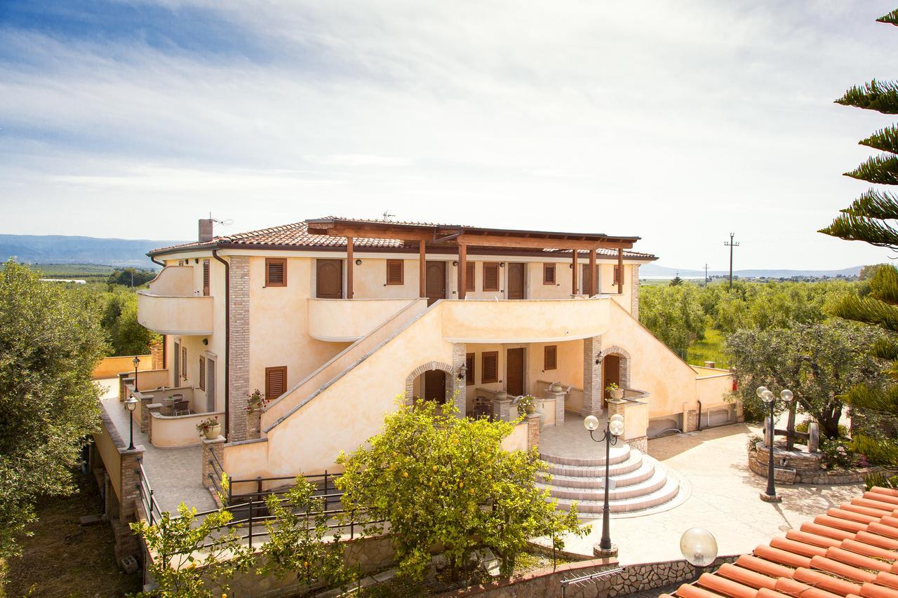 Albergo Il Giardino Foce Varano Exterior foto
